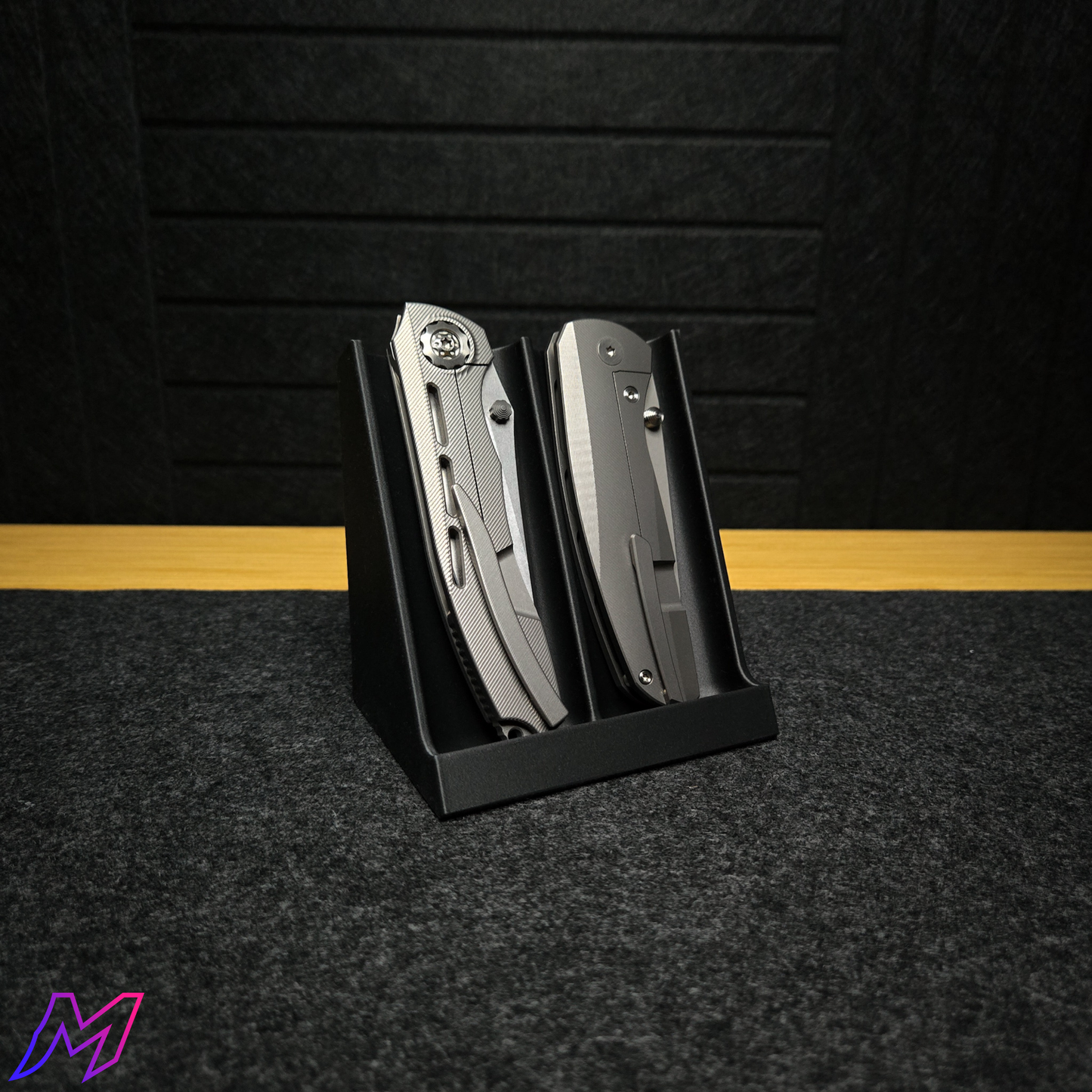 Apex Folder Showcase | Premium Knife Display
