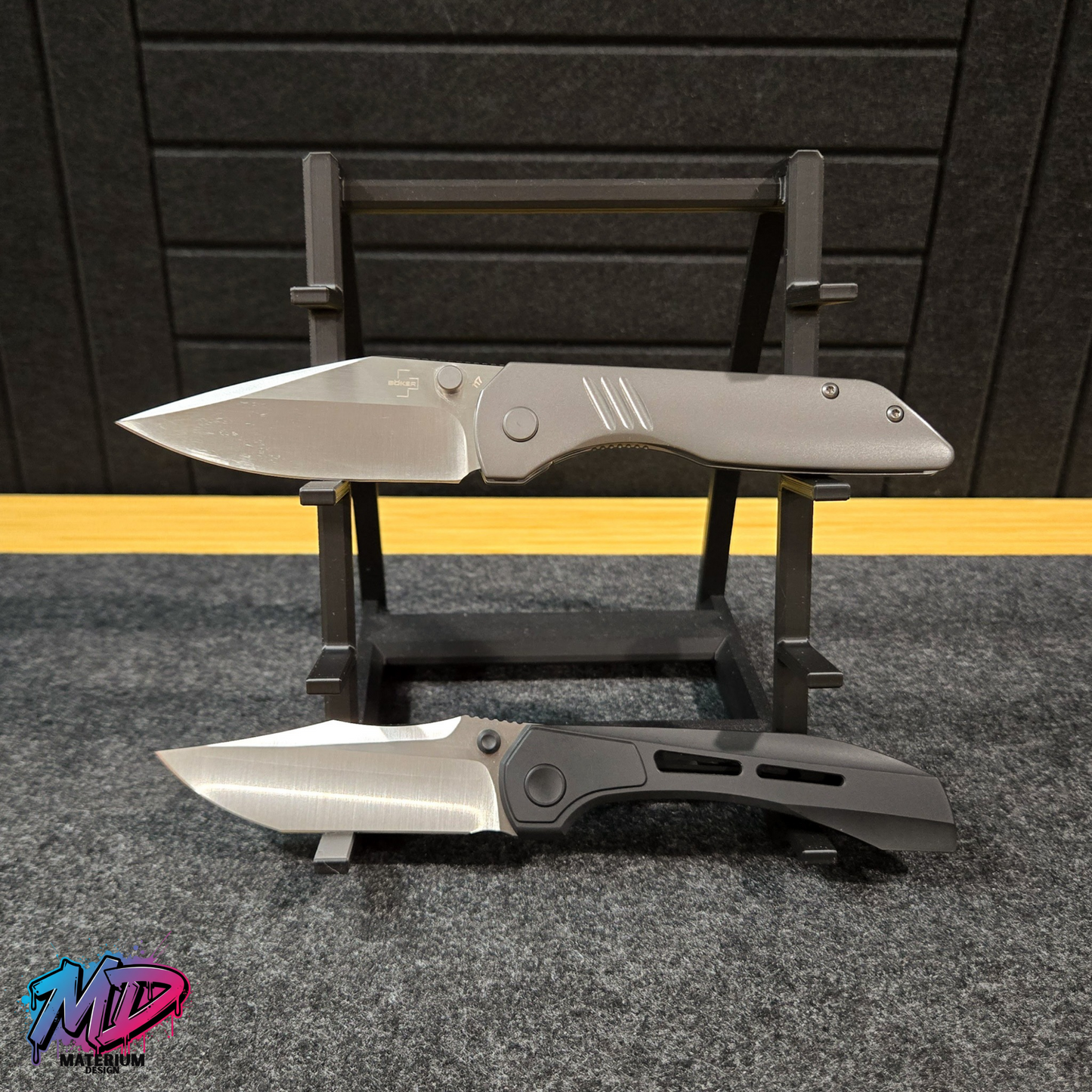 Vector IV | 4-Knife Display Stand